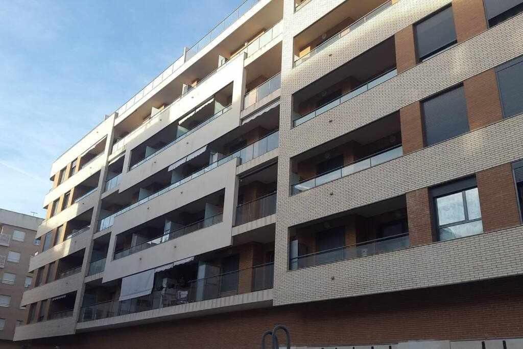 Apartment Moderno With Airco